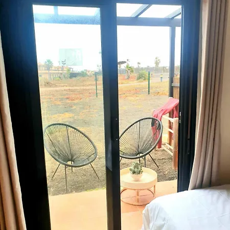 Wind Sheltered, Big Chill Out,3 Rooms,2 Bath *