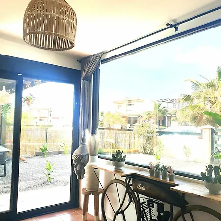 Wind Sheltered, Big Chill Out,3 Rooms,2 Bath * Majanicho