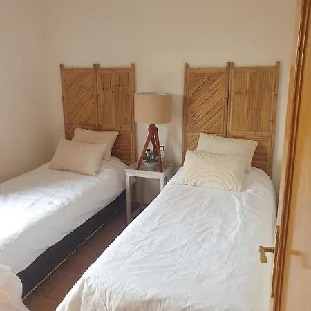 Wind Sheltered, Big Chill Out,3 Rooms,2 Bath