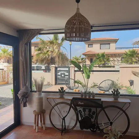 Wind Sheltered, Big Chill Out,3 Rooms,2 Bath Majanicho